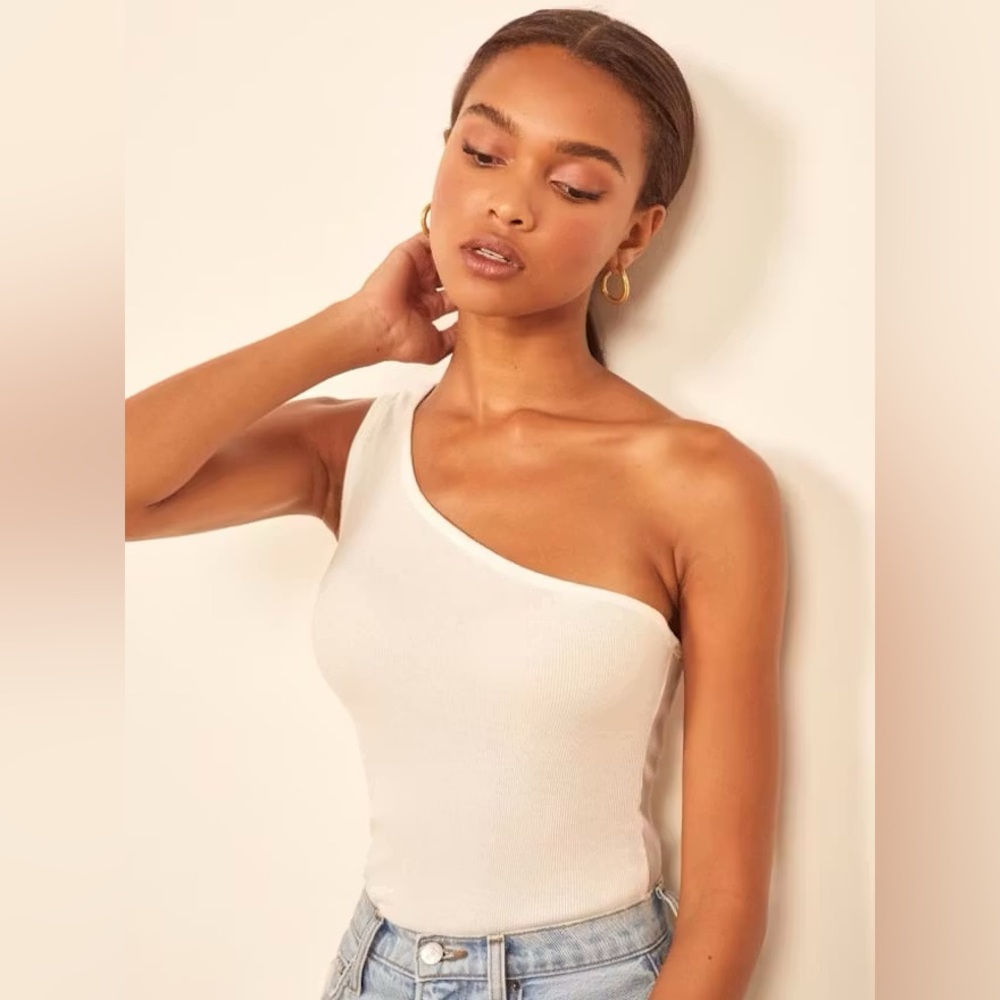 Reformation One-Shoulder Cotton tank